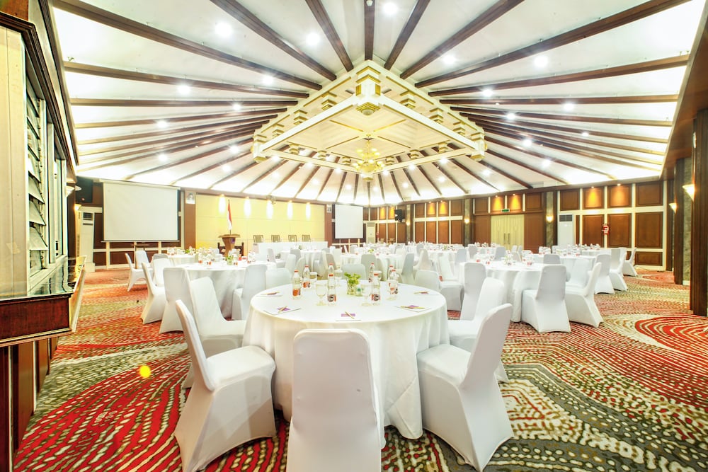 Grand Inna Tunjungan 22/27