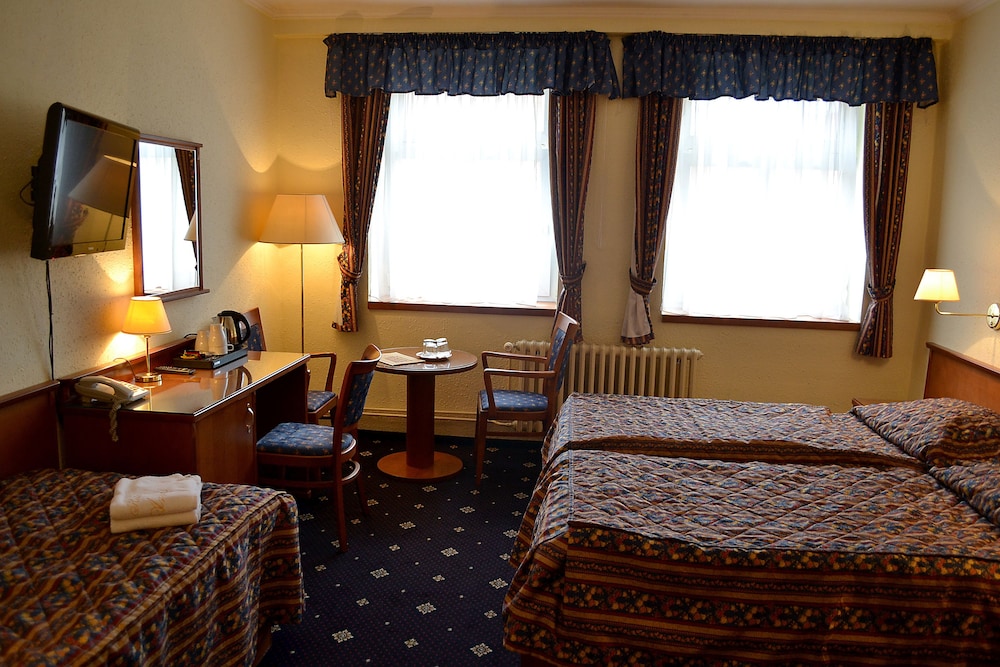 Hotel Arbes 30/48