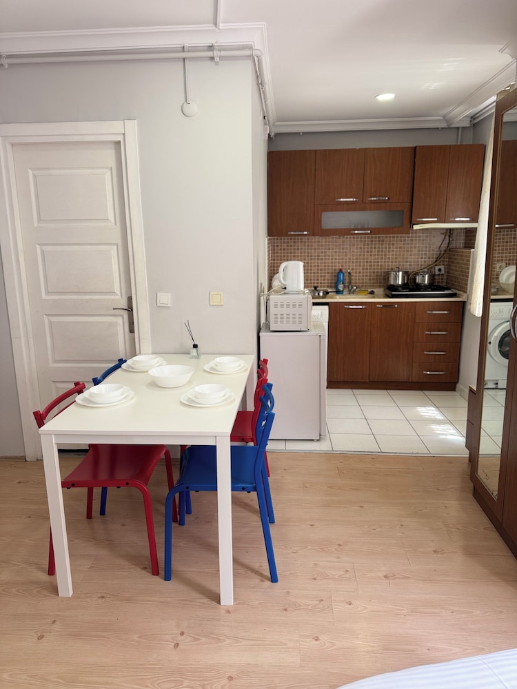 ISTANBUL FAMILY APARTMENTS 24/40
