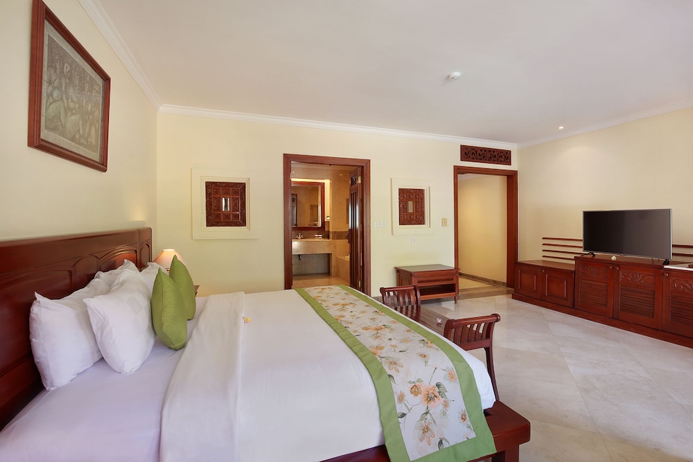 The Grand Bali Nusa Dua 24/70