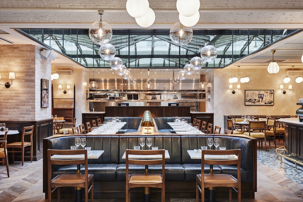 The Hoxton Paris 49/65