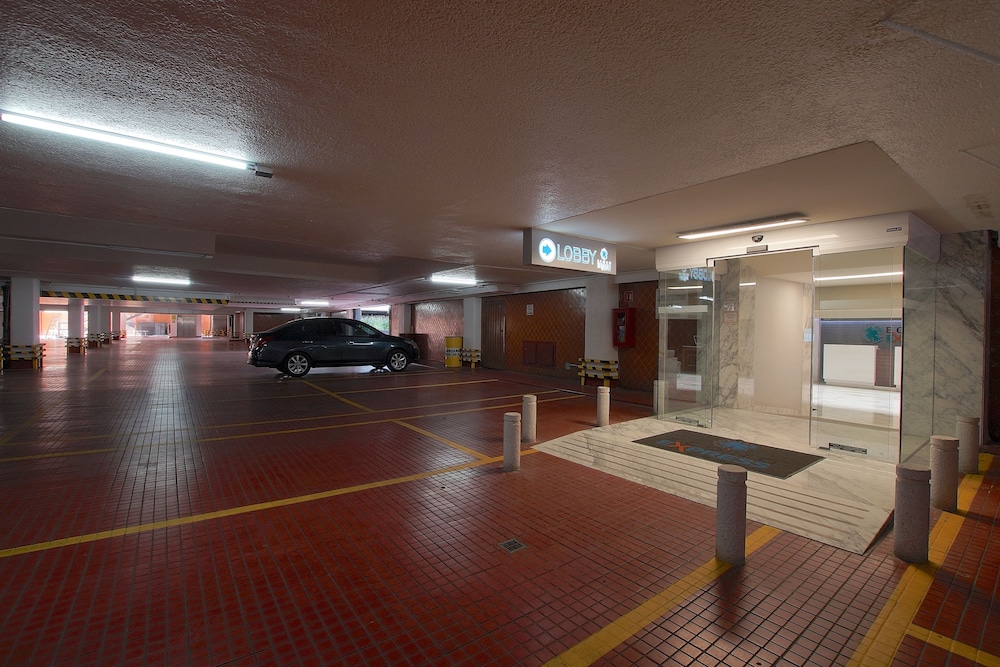 Econo Express Hotel 4/37