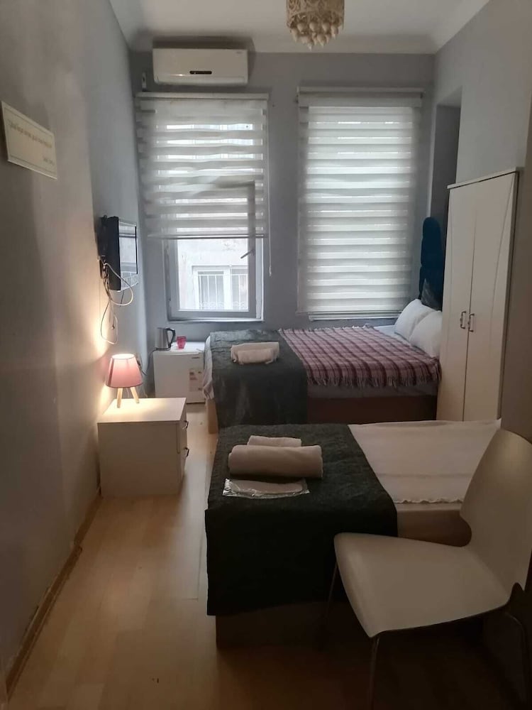 Bufes Hotel 38/55