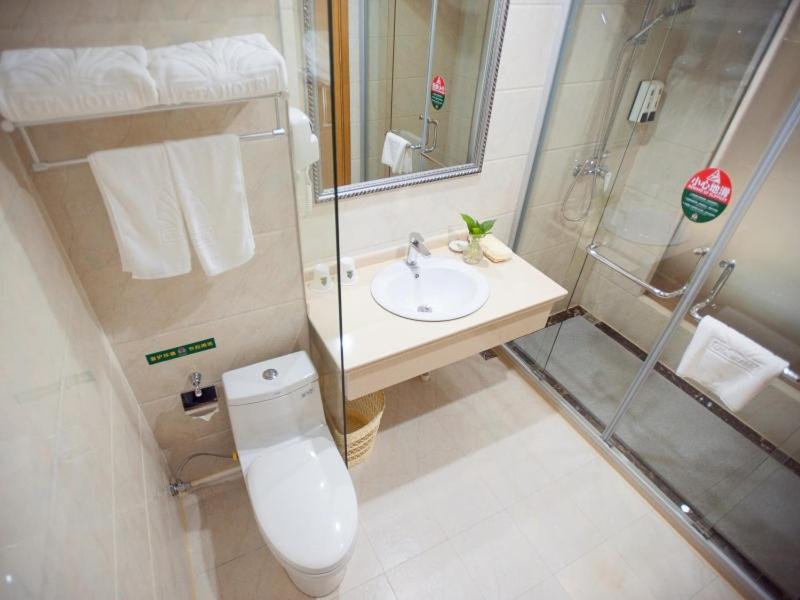 GreenTree Alliance Huzhou Changxing Zhebei Business Square Hotel 45/52
