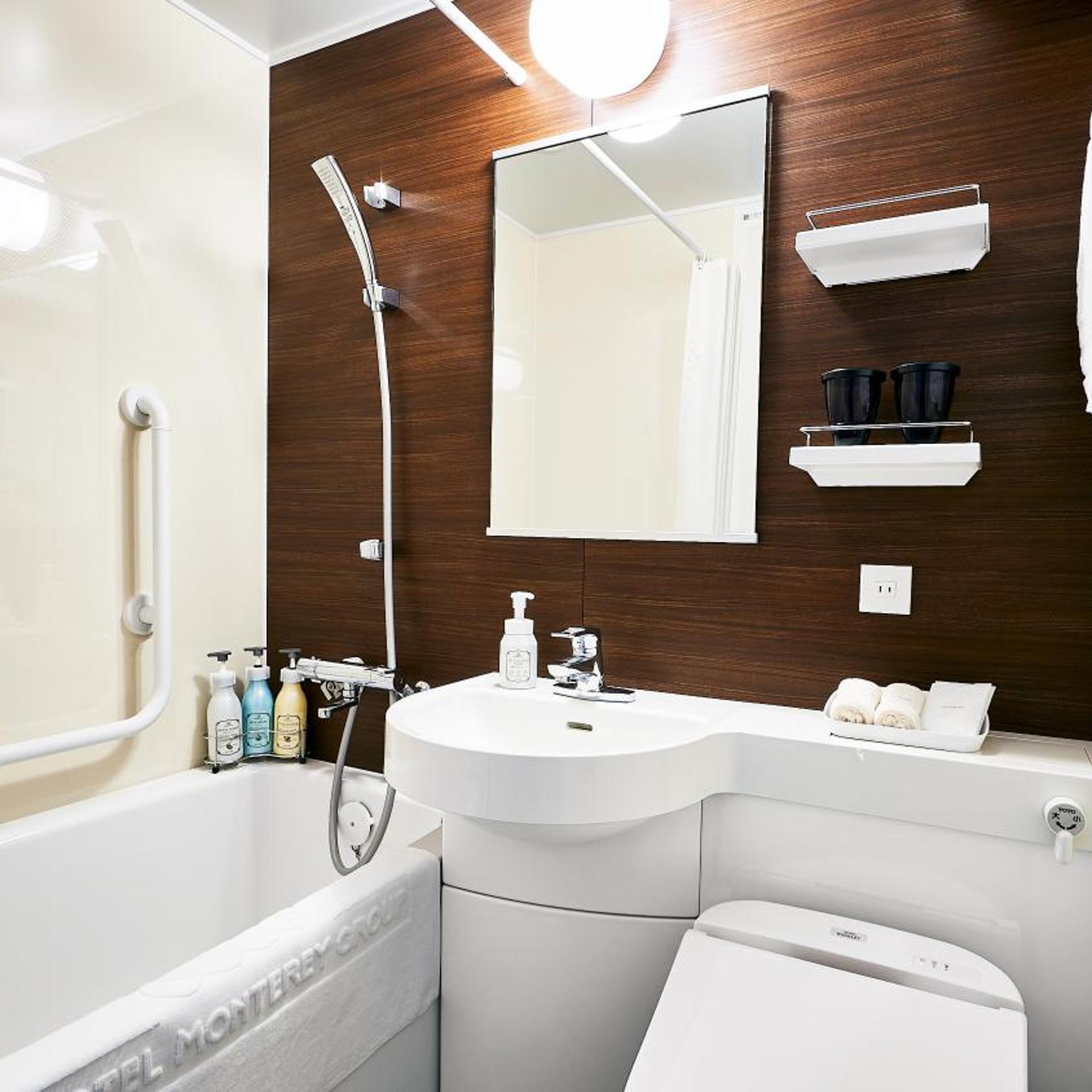 STANDARD TWIN ROOM