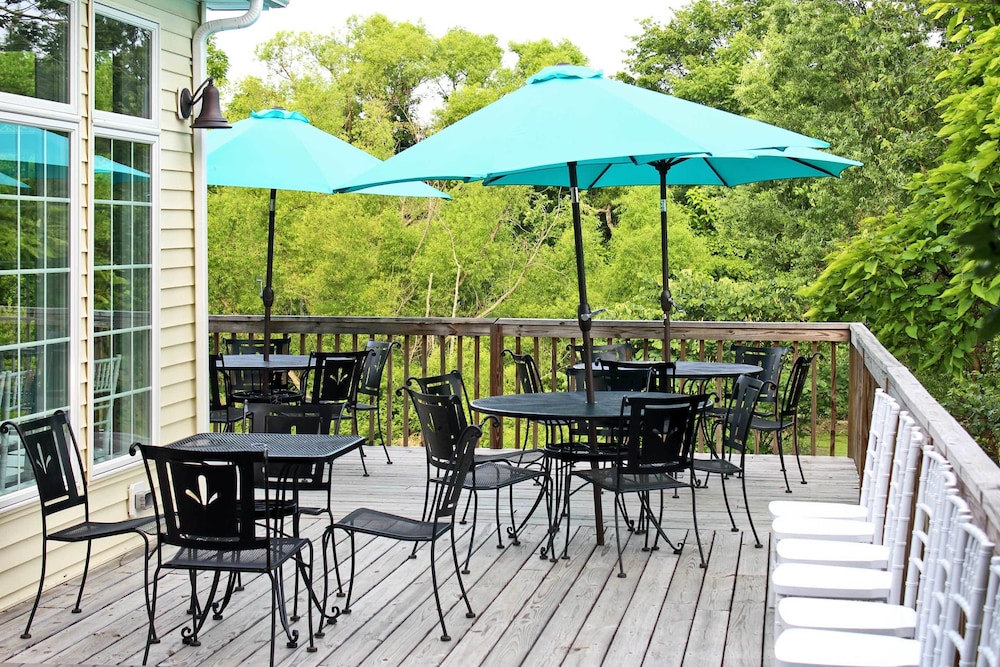 Battlefield Bed &amp; Breakfast Inn 59/76