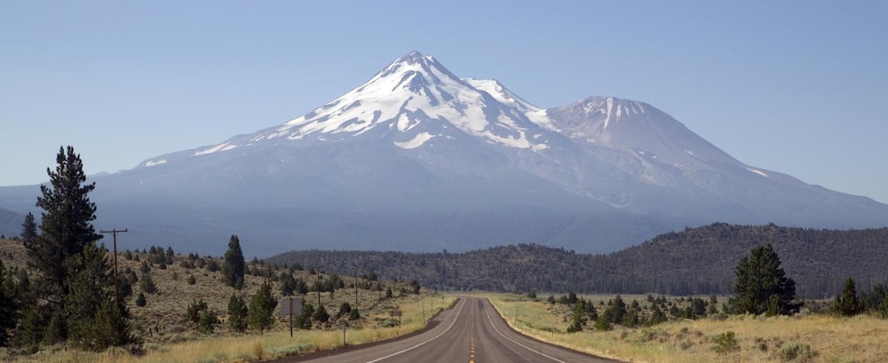 Inn at Mount Shasta 53/57