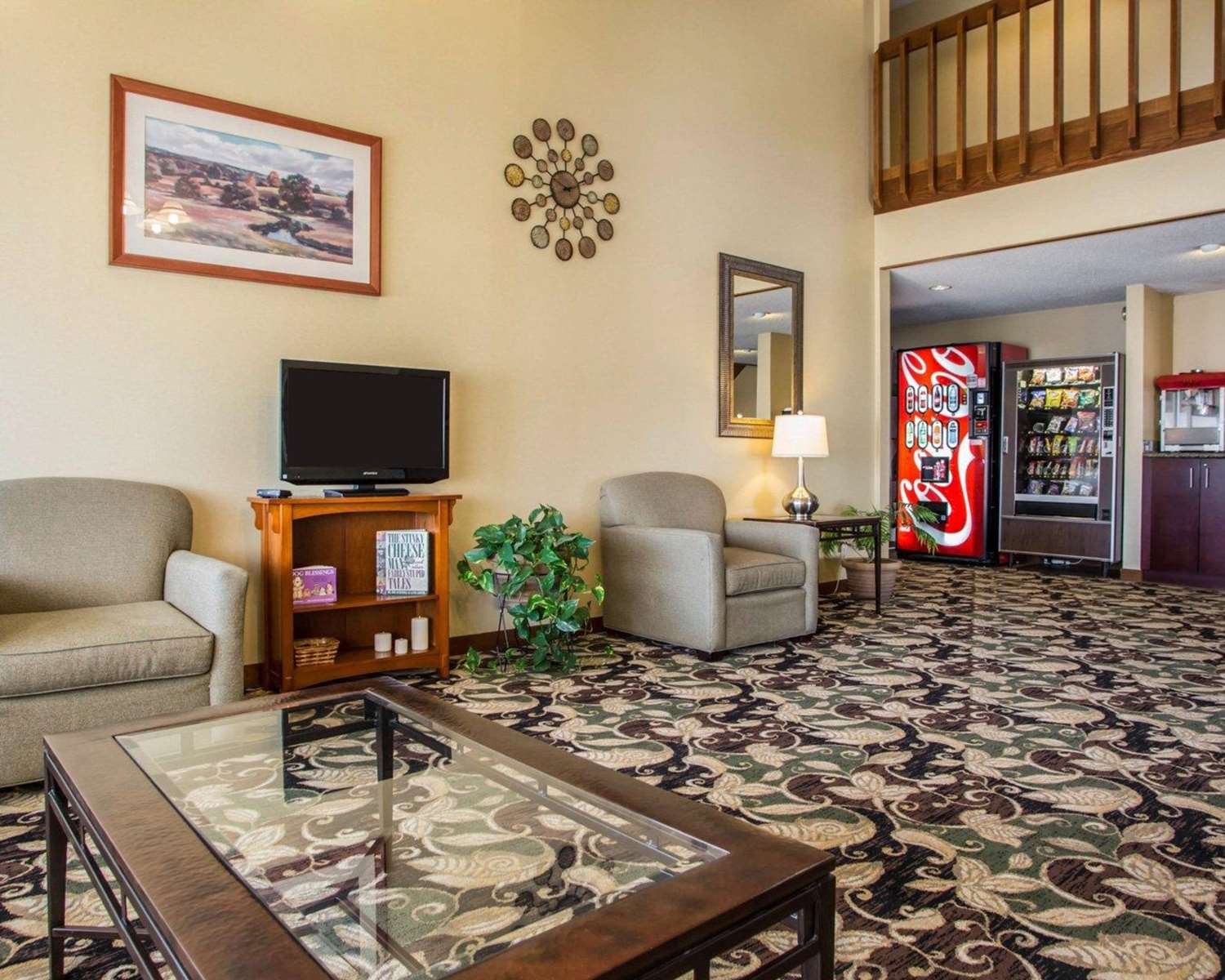 AmericInn by Wyndham Marshfield 8/13