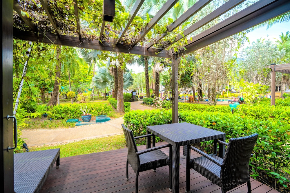 Paradox Resort Phuket 67/79