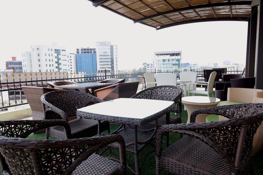 Afropolitan Hotel 27/36