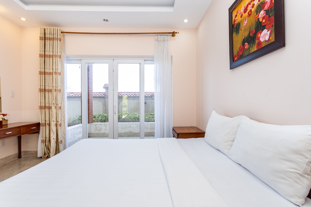 Bach Duong Resort 12/40