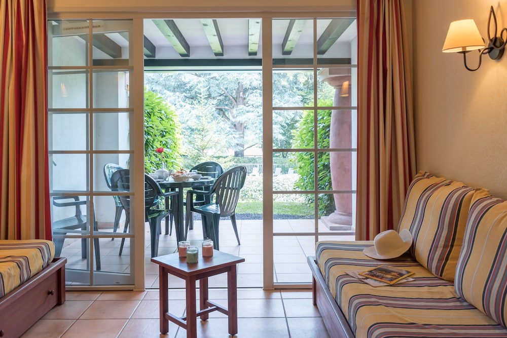 Residence Pierre & Vacances Le Parc D arradoy 23/50