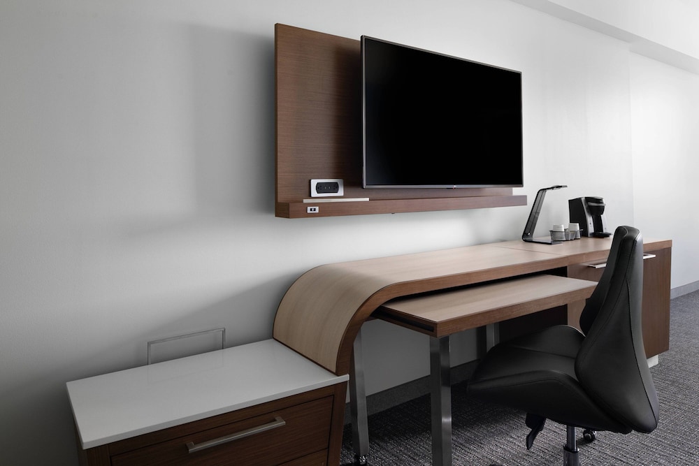 Courtyard By Marriott Delray Beach 57/61