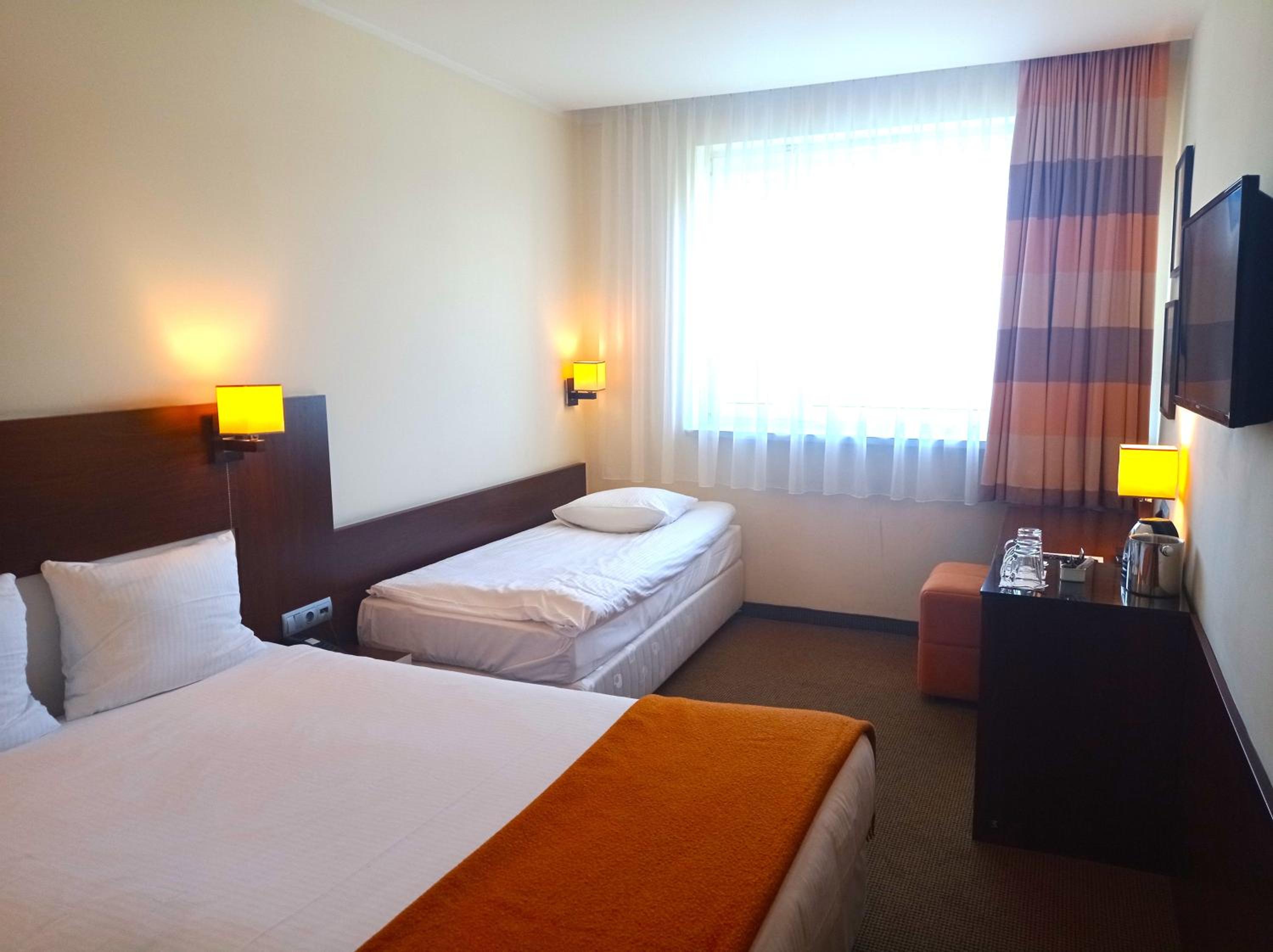 غرفة ثلاثية، Hotel Desilva Inn Katowice Airport 2/8