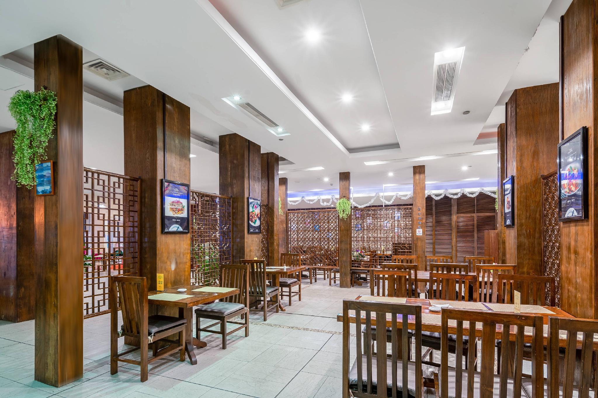 Chinflux Mandarin Hotel 43/44
