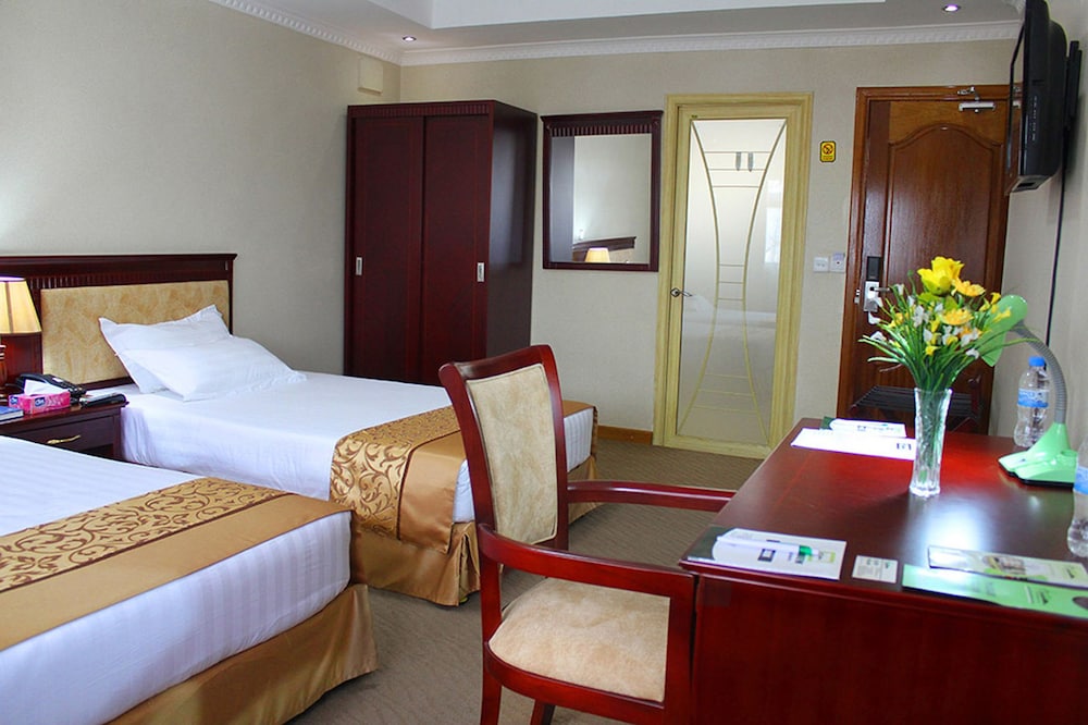 Hill View Hotel &amp; Apartments 19/49