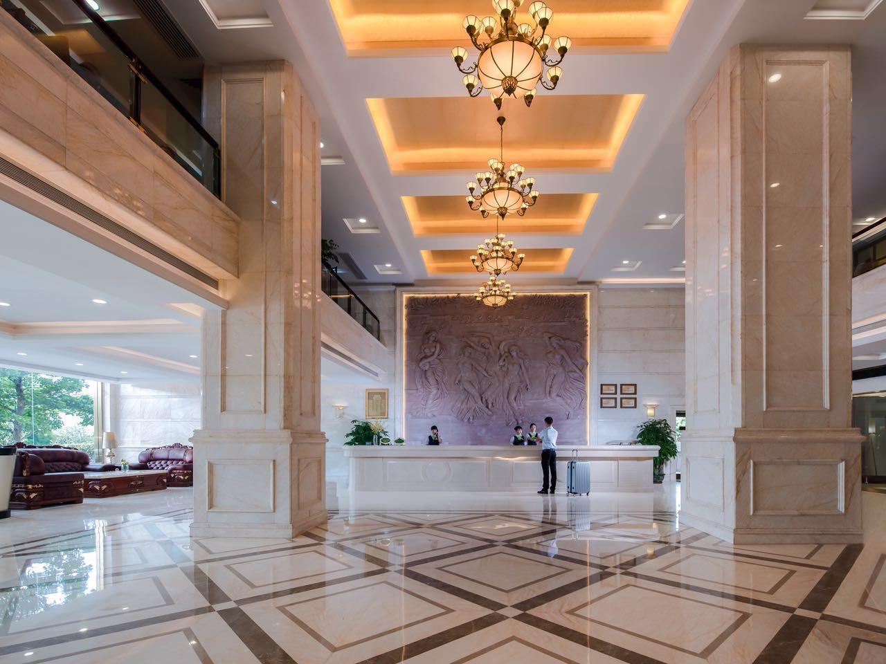Vienna Hotel Nanzhuang Avenue 6/35