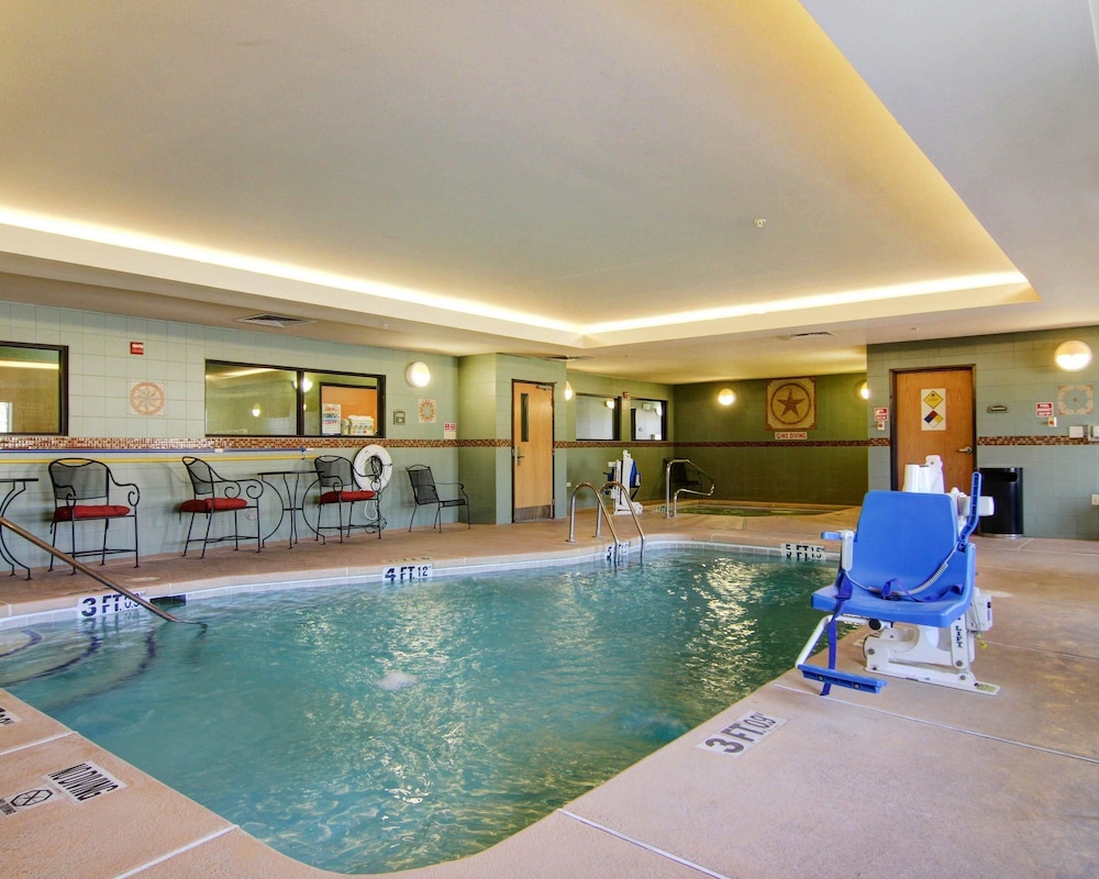Comfort Suites El Paso West 21/49