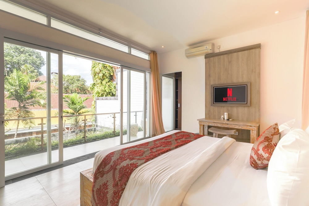 Puri Bagus Villa Legian Kuta 13/45