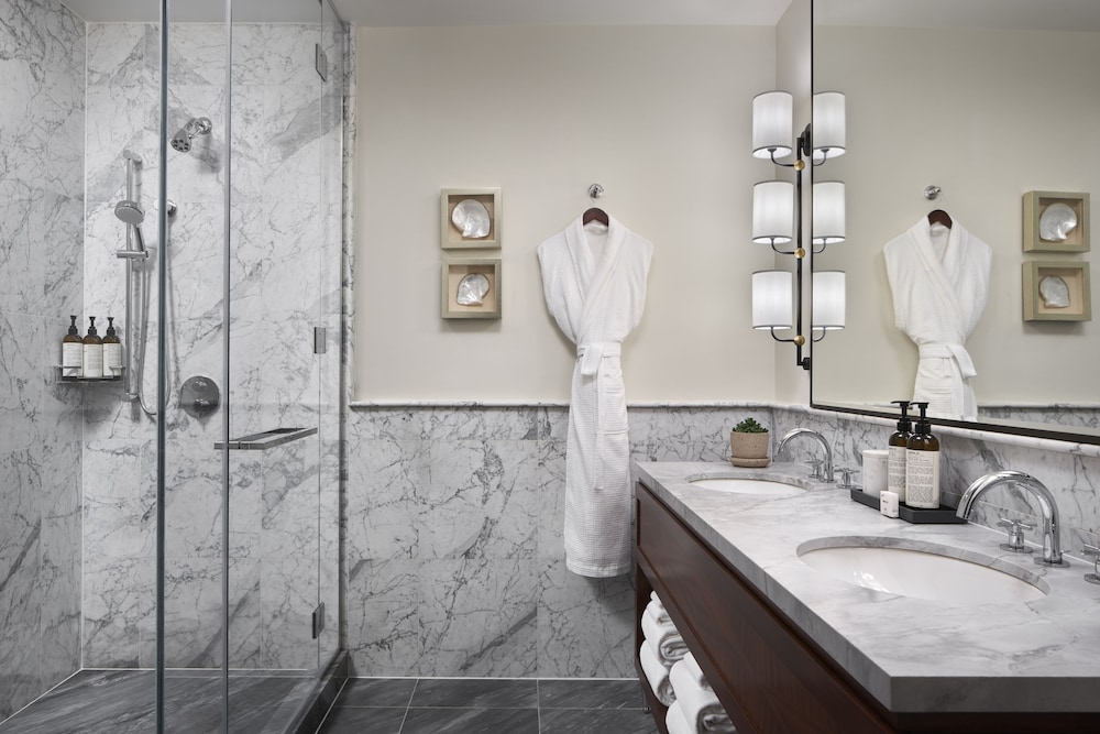 The Wall Street Hotel 48/50