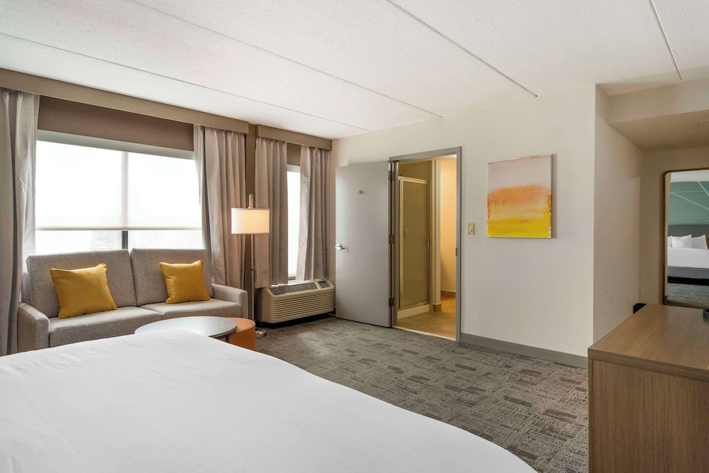 Comfort Inn & Suites Watertown - 1000 Islands 18/54