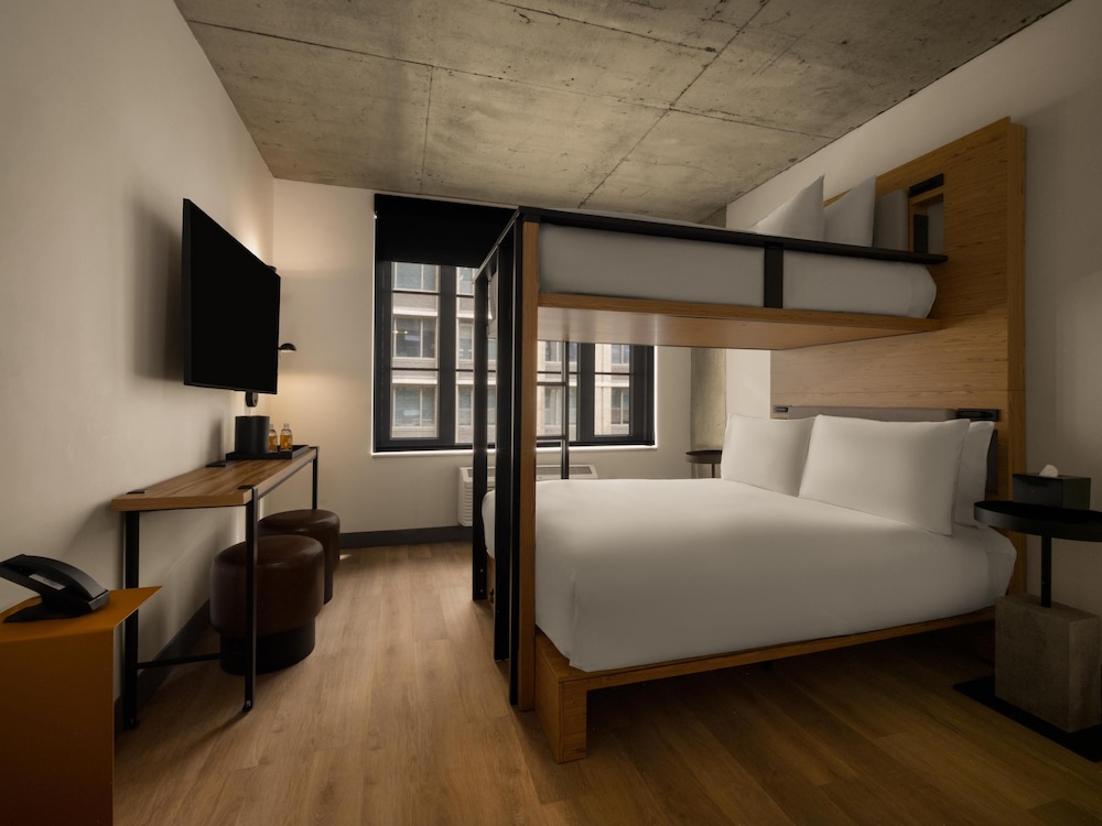 Hotel 38 New York City, Tapestry Collection by Hilton 14/52