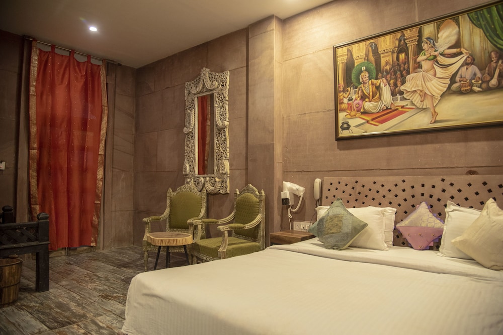 Rani Mahal 16/50