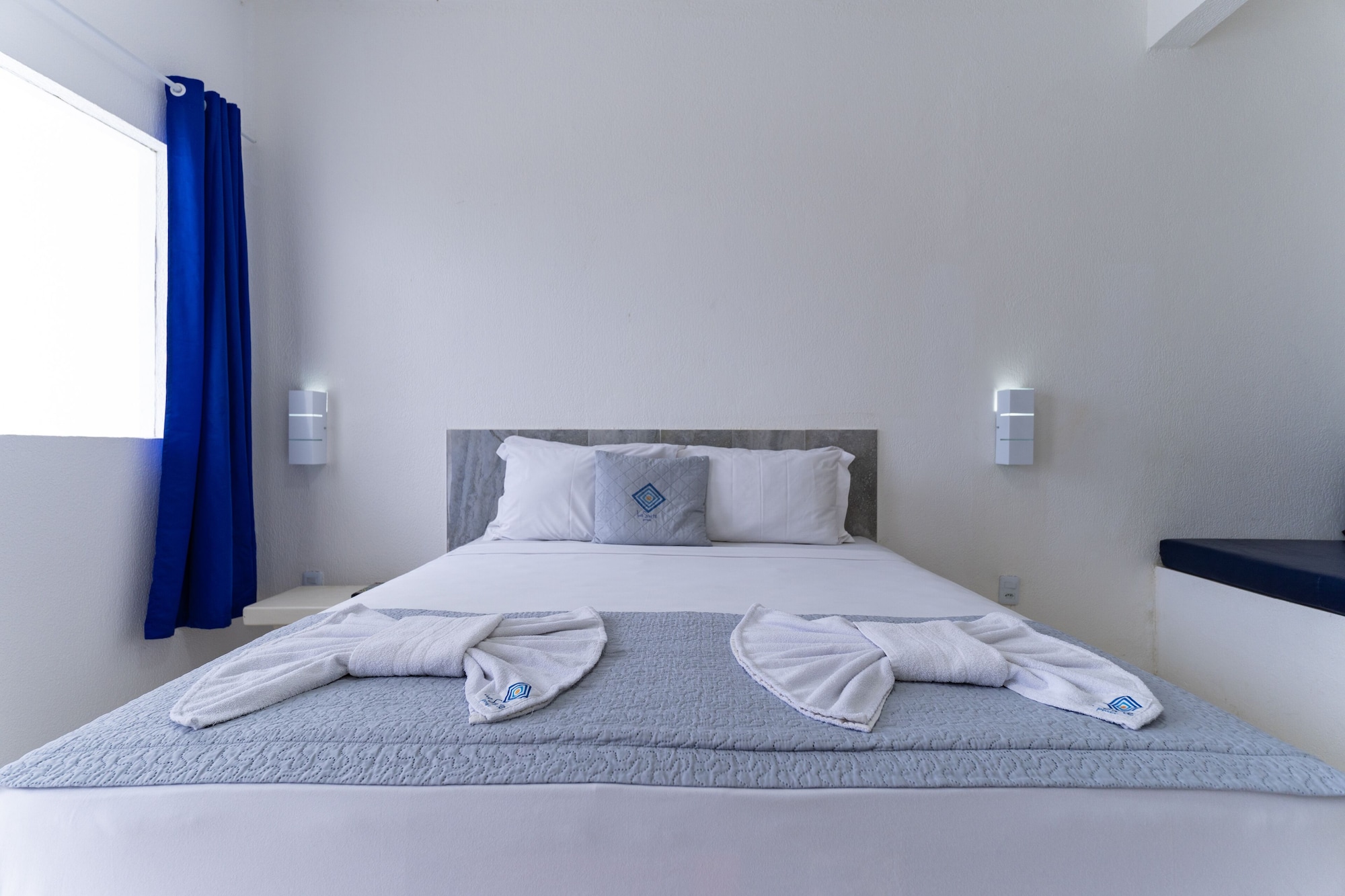 Comfort, Twin Beds