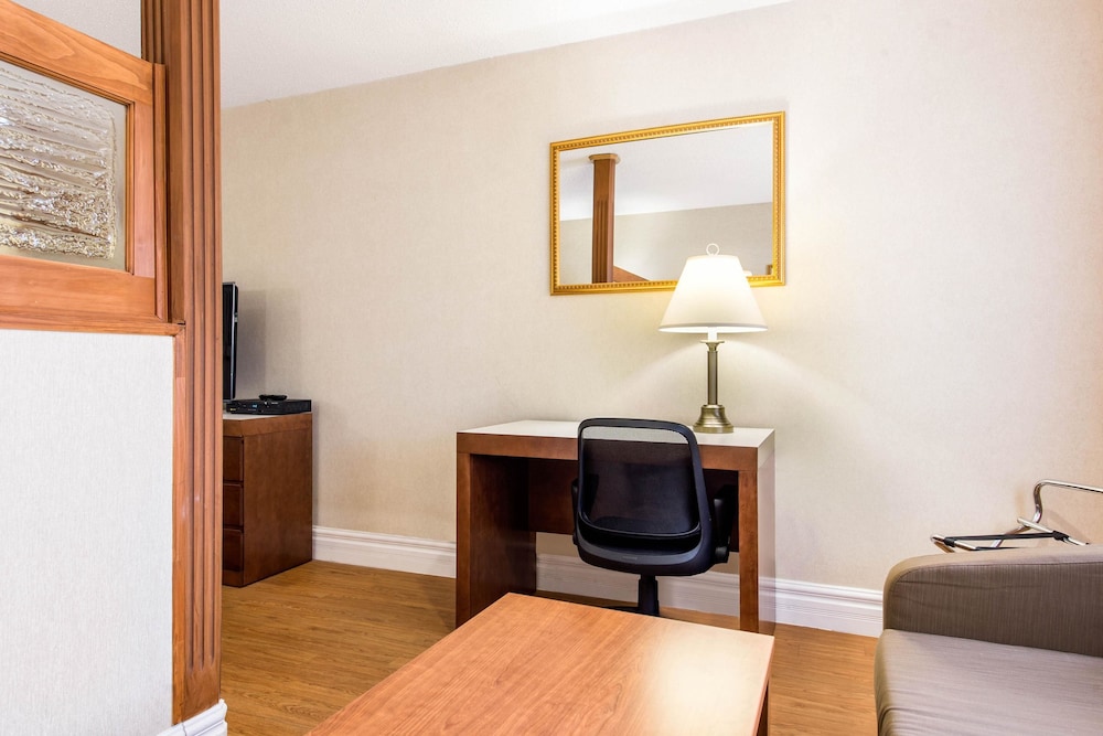 Quality Inn & Suites Gatineau 39/42