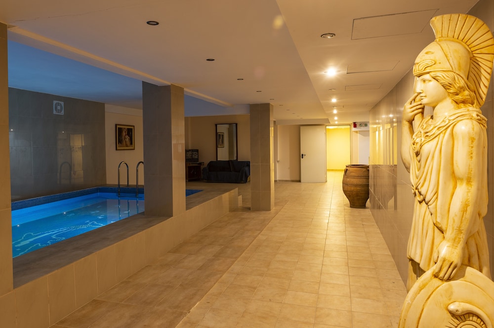 Dolphin Hotel Resort And Conference 24/43