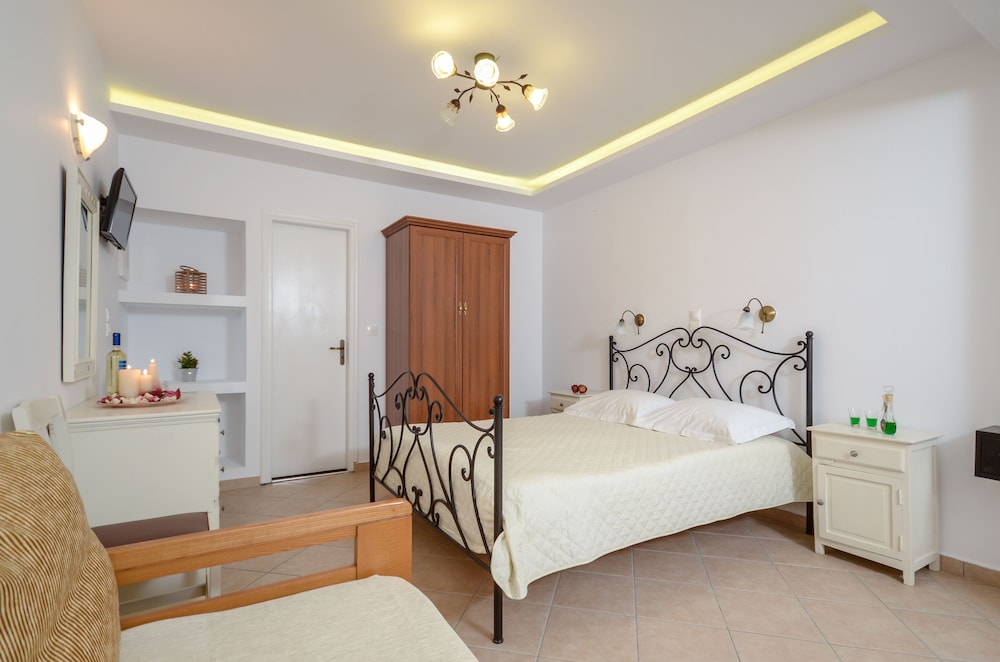 Sun Beach Hotel 31/59