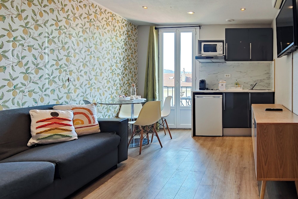Aparthotel AMMI Nice Massena 55/80