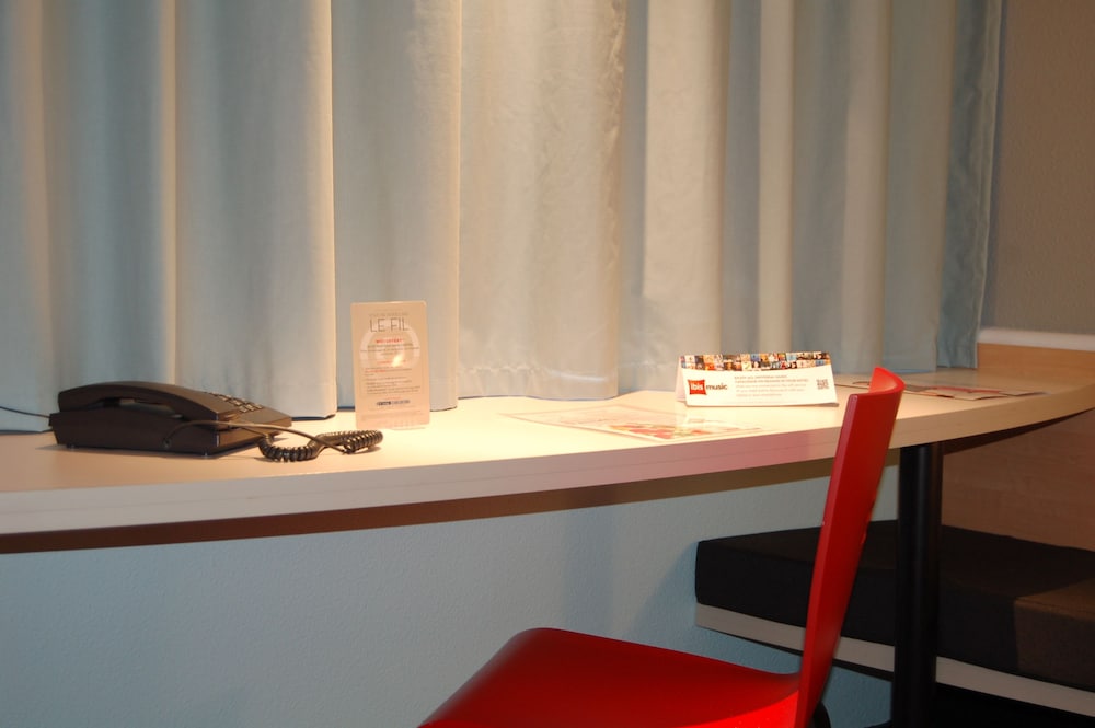 Ibis Auray 52/65