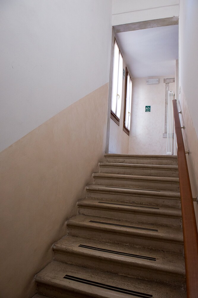Domus Clugiae 25/41