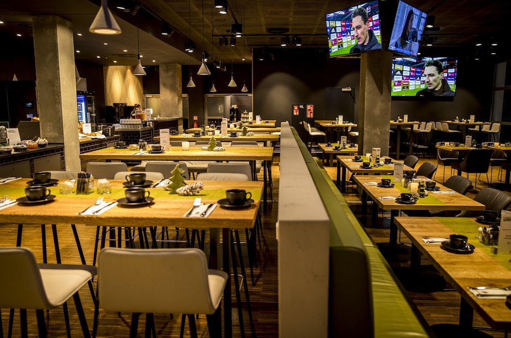 H4 Hotel Mönchengladbach Im Borussia-Park 30/50