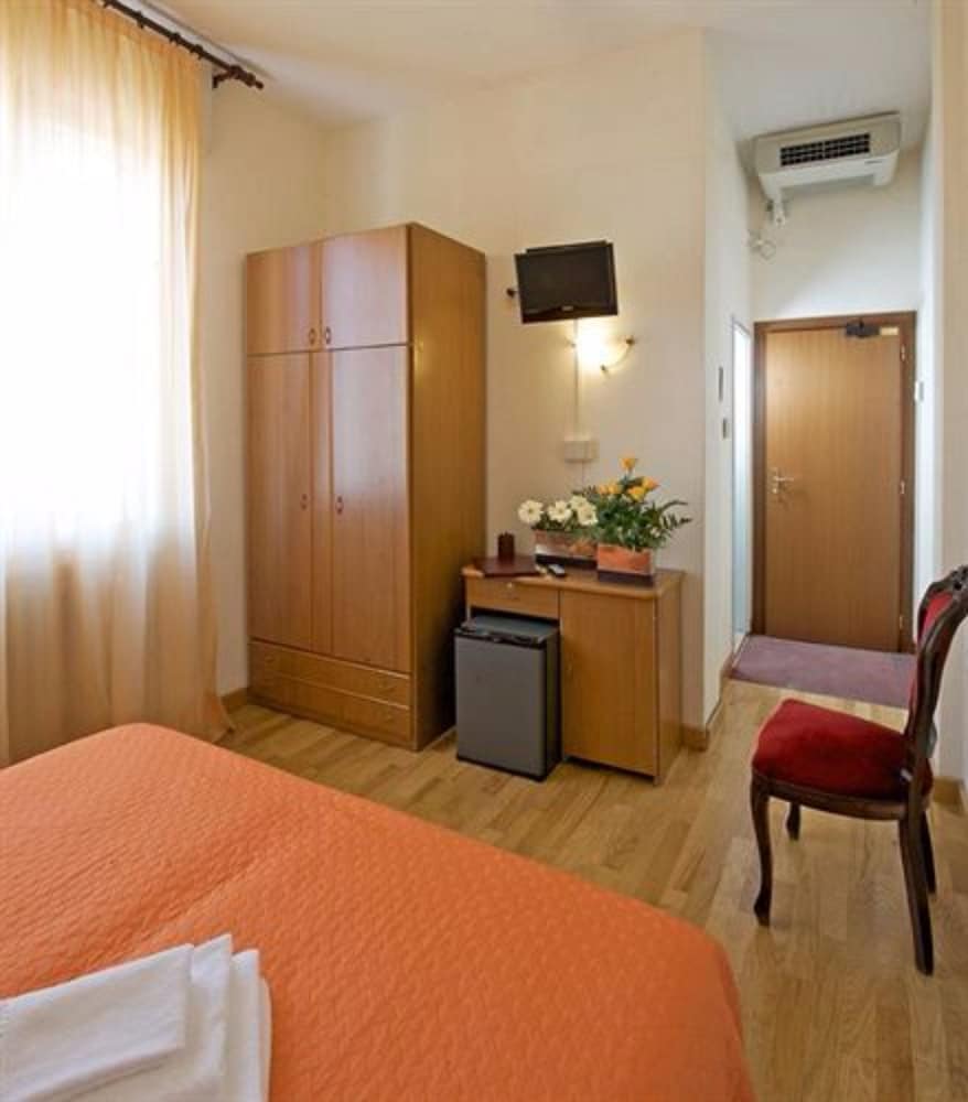 Roma 14/27