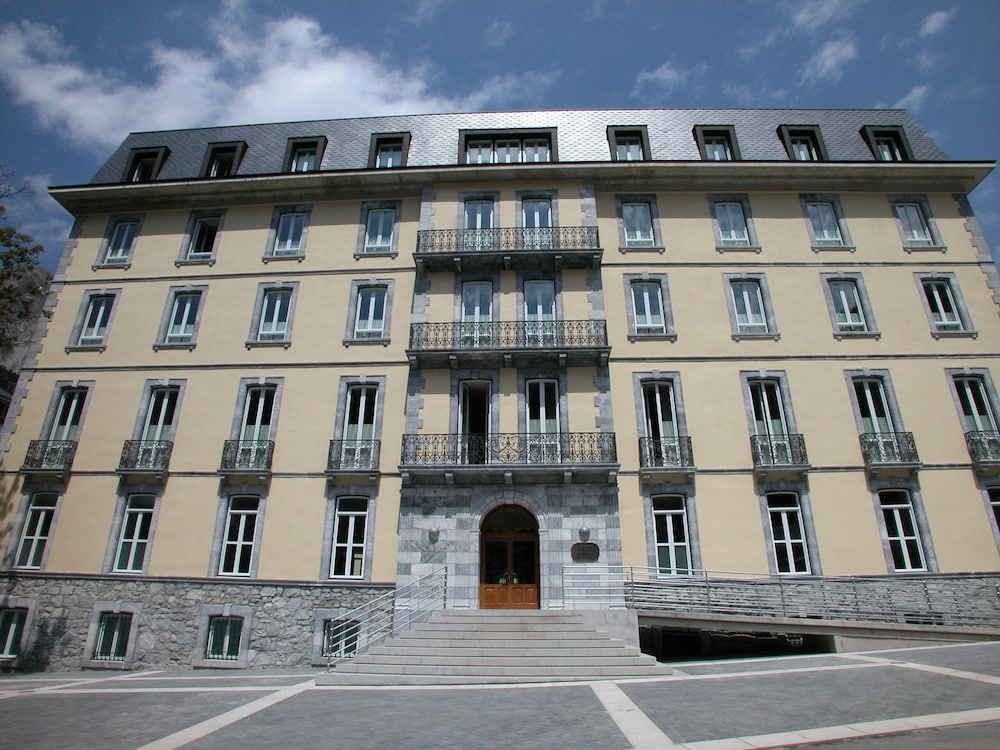 Gran Hotel Balneario de Panticosa 2/62