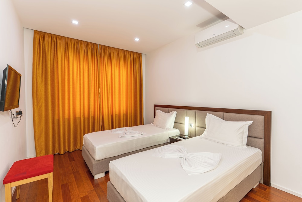 Nemesis Hotel 11/50