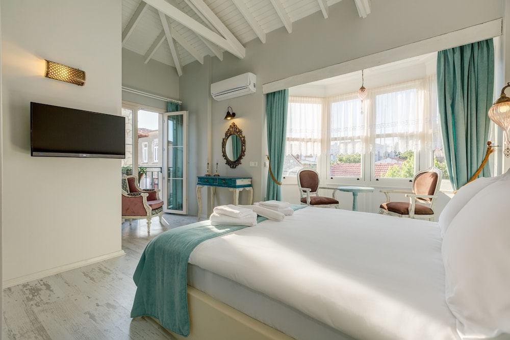 SUPERIOR, DOUBLE BED, BALCONY