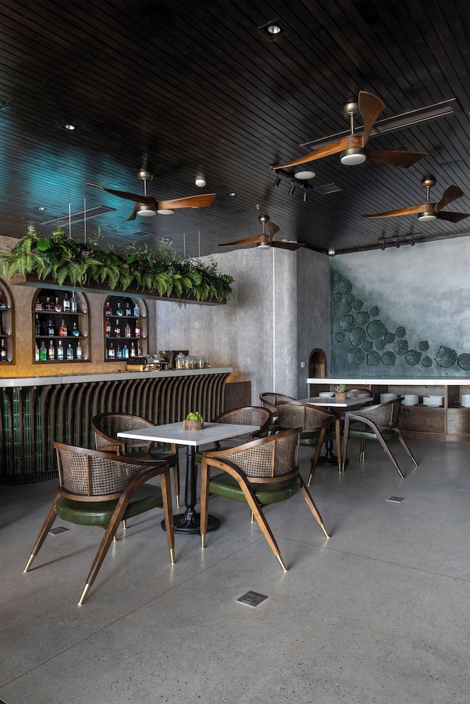 The Leaf Boutique Hotel 24/50