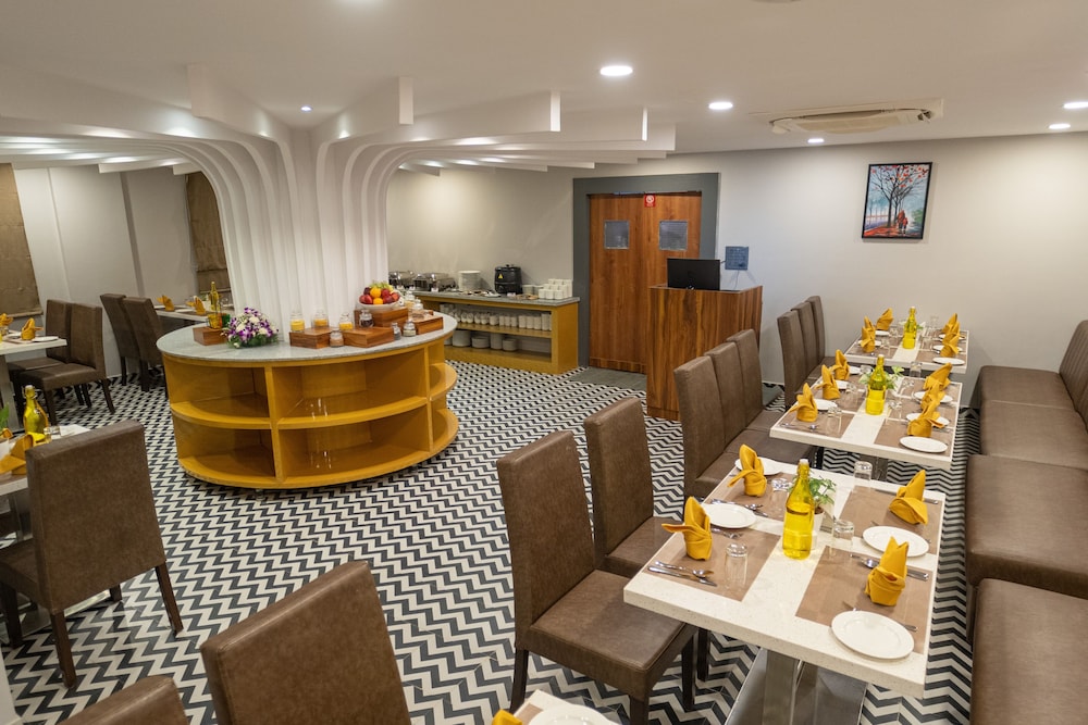 Clarks Inn Airport Hotel Bangalore 27/34