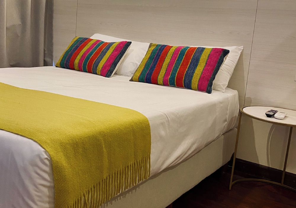 Plaza Hotel Paseo 23/39