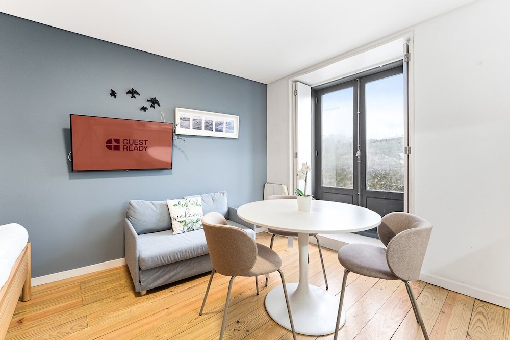 Old City Design Apartments 36/46