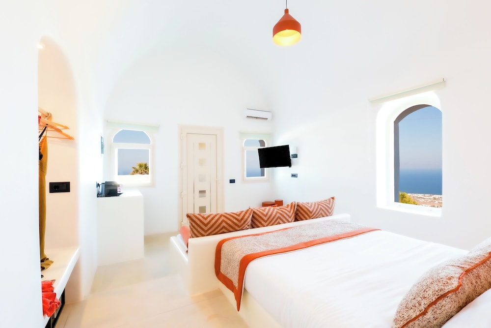 DELUXE, SUITE, SEA VIEW, PRIVATE POOL