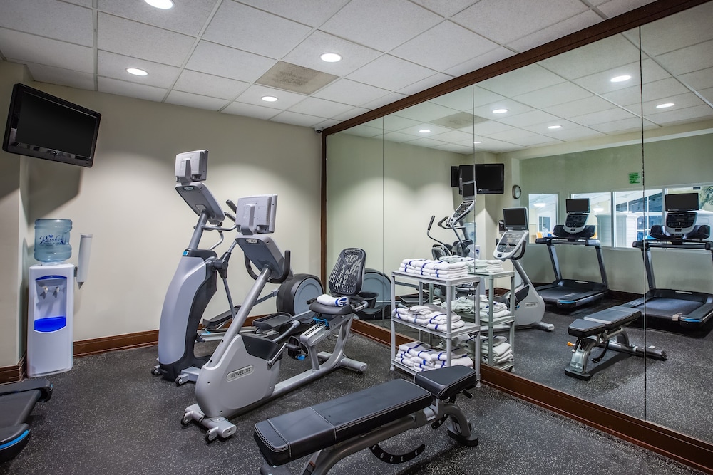 Holiday Inn Gulfport Airport 23/46