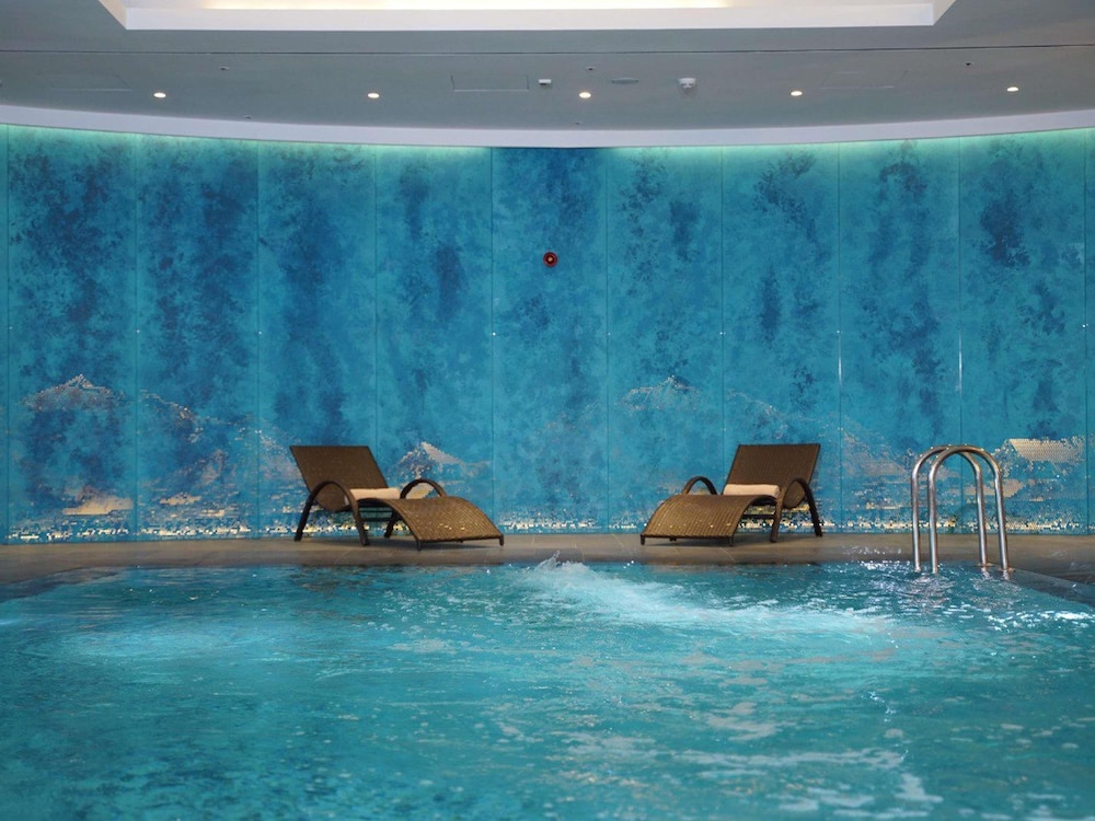 NOVOTEL Bishkek City Center 47/50
