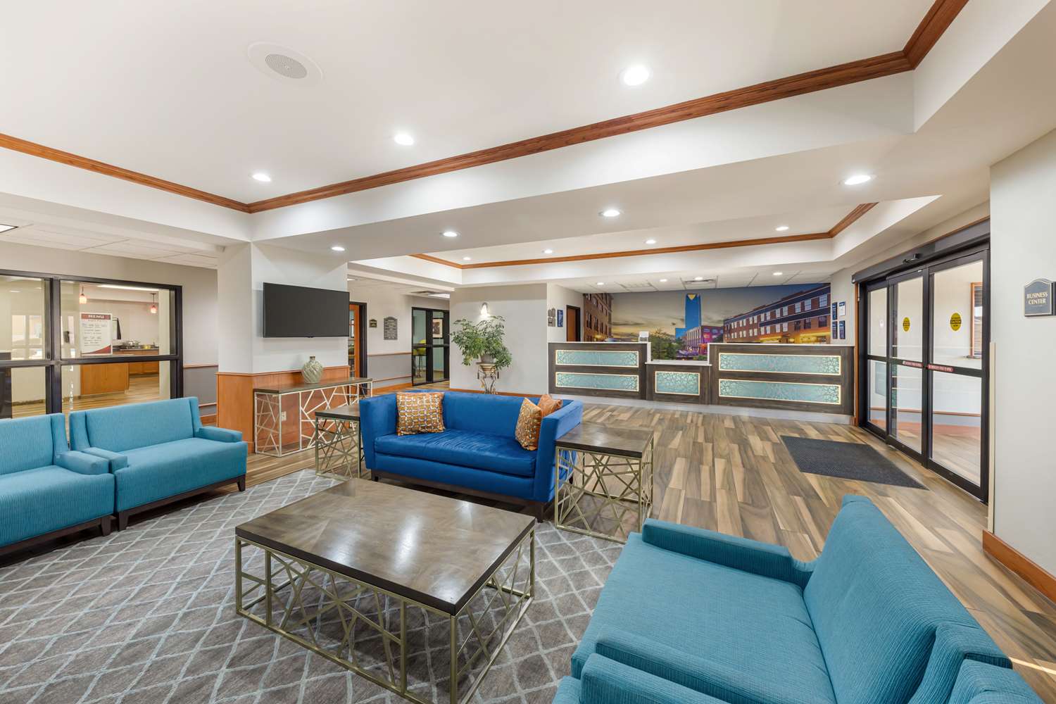 Best Western Plus Midwest City Inn & Suites 19/27