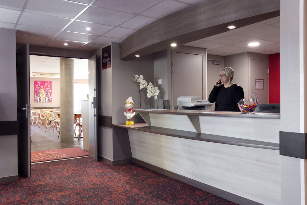 Hotel Clermont Estaing 12/40