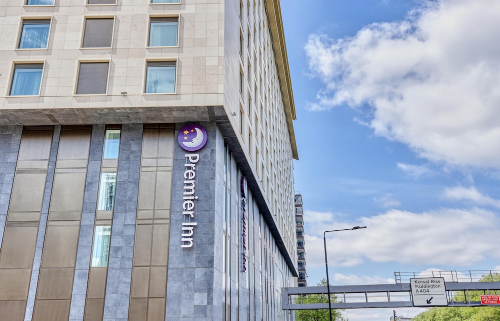 Premier Inn London Paddington (Paddington Basin) Hotel in LONDON