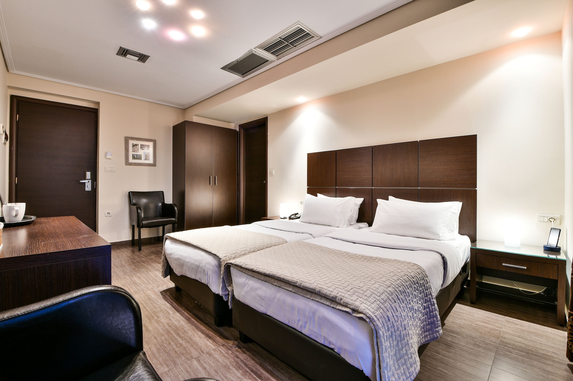 STANDARD, TWIN BEDS